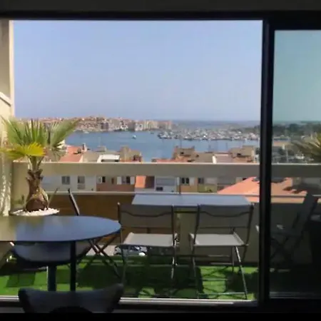 Mezzanine Cap D'agde Vue Sur Port Et Apartment Agde
